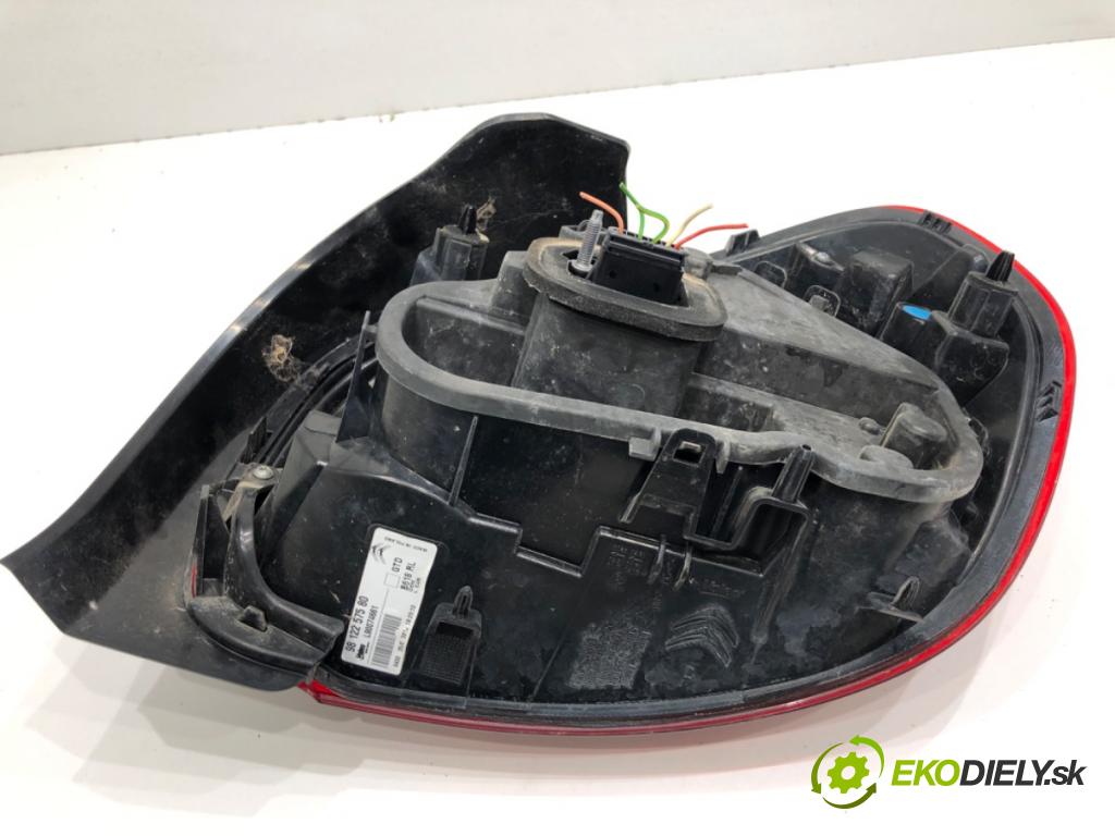CITROEN C3 III liftback 2018 61 kW 1.2 PureTech 82 1199 Svetlo ľavy zad 9812257580