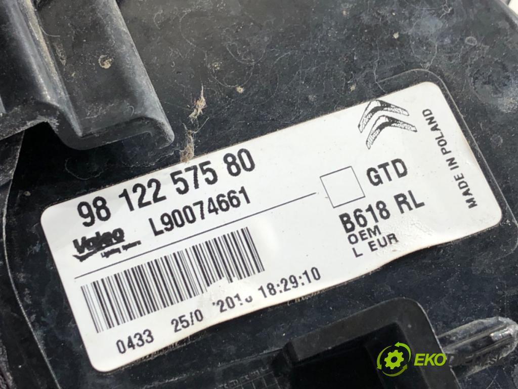 CITROEN C3 III liftback 2018 61 kW 1.2 PureTech 82 1199 Svetlo ľavy zad 9812257580