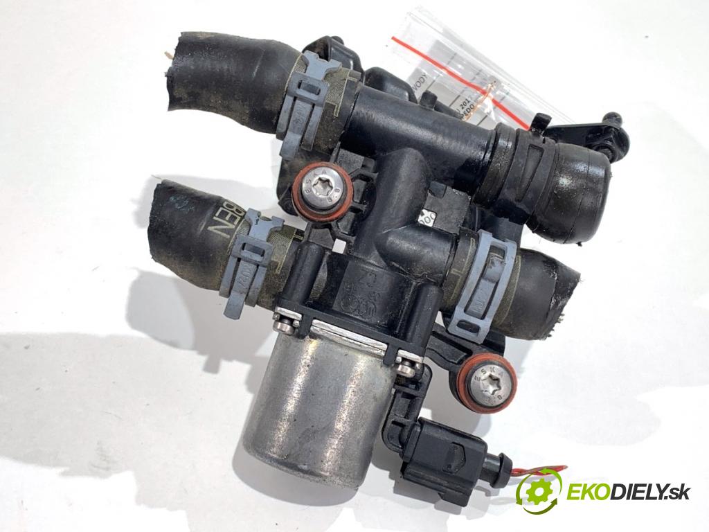 AUDI A7 4G liftback 2012 230 kW 3.0 TDI quattro 2967 DALŠÍ: Pumpa vody 8E0820035B (Vodná pumpa)