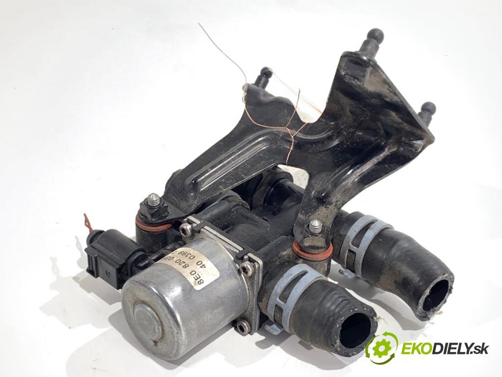 AUDI A7 4G liftback 2012 230 kW 3.0 TDI quattro 2967 DALŠÍ: Pumpa vody 8E0820035B (Vodná pumpa)