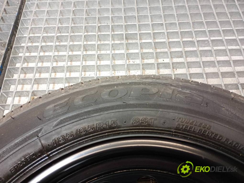--- ---      koleso komplet 15 6J 5X115 66 403009749R
