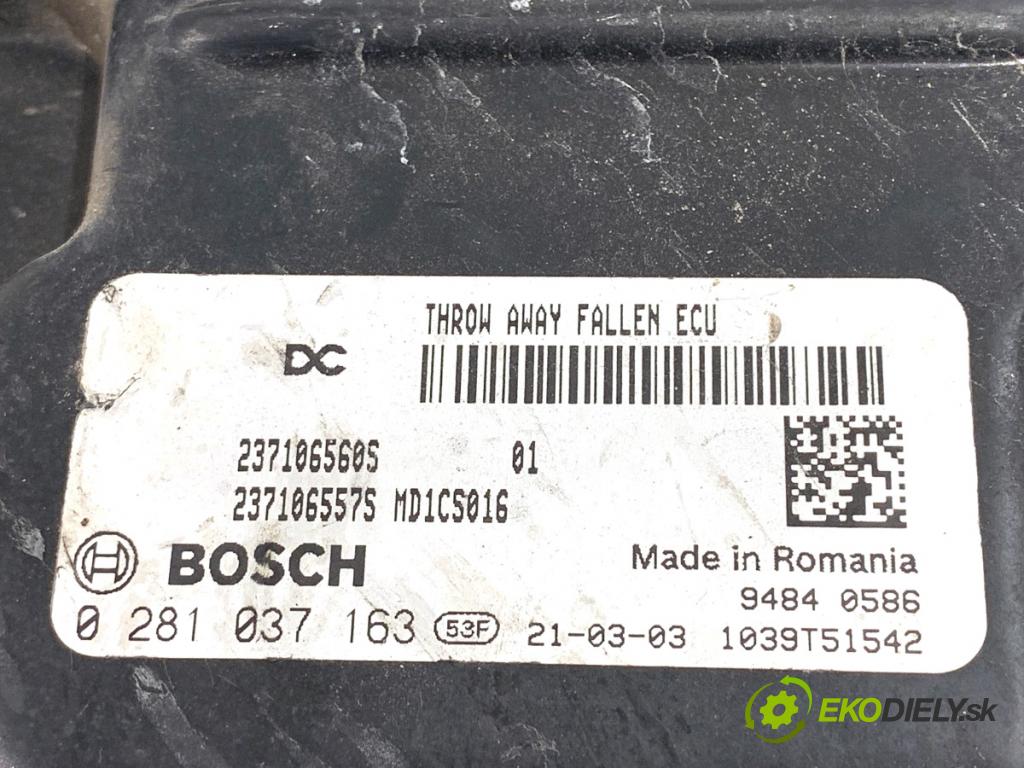 DACIA DUSTER SUV 2021 85 kW 1.5 dCi 115 (HMAD) 1461 riadiaca jednotka Motor 237106560S (Riadiaca jednotka)