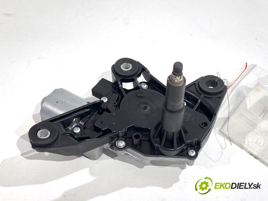 DACIA DUSTER SUV 2021 85 kW 1.5 dCi 115 (HMAD) 1461 Motor stieračov zad 287108228R