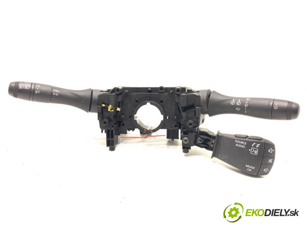 DACIA DUSTER SUV 2021 85 kW 1.5 dCi 115 (HMAD) 1461 Prepínač kombinovaný 255678207R (Prepínacie páčky pod volantom)