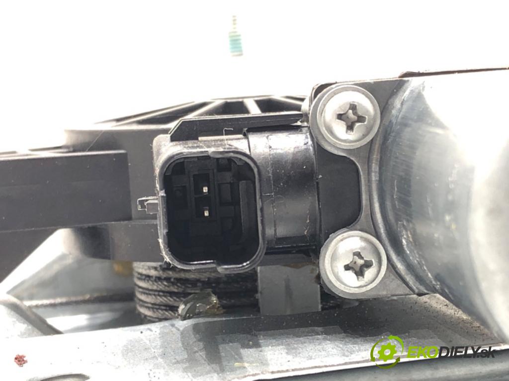 DACIA DUSTER SUV 2021 85 kW 1.5 dCi 115 (HMAD) 1461 Mechanizmus okna pravy predný 807201952R