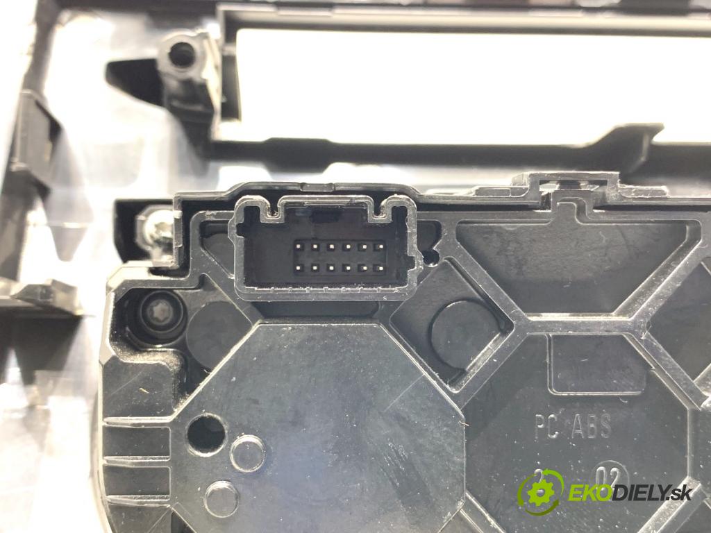 DACIA DUSTER SUV 2021 85 kW 1.5 dCi 115 (HMAD) 1461 Panel ovládania kúrenia 275105451R (Prepínacie páčky pod volantom)