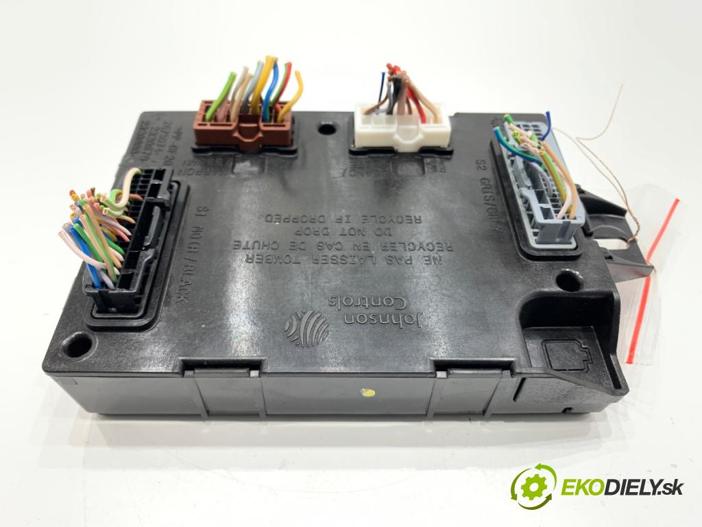 DACIA DUSTER SUV 2021 85 kW 1.5 dCi 115 (HMAD) 1461 modul BCM 284B11091R (Řídící jednotka ostatní)