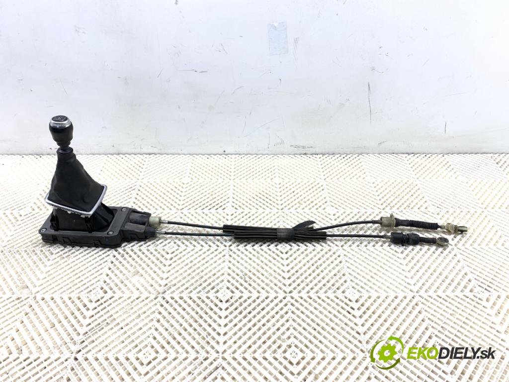 DACIA DUSTER SUV 2021 85 kW 1.5 dCi 115 (HMAD) 1461 Kulisa  (Rýchlostná páka (kulisa))