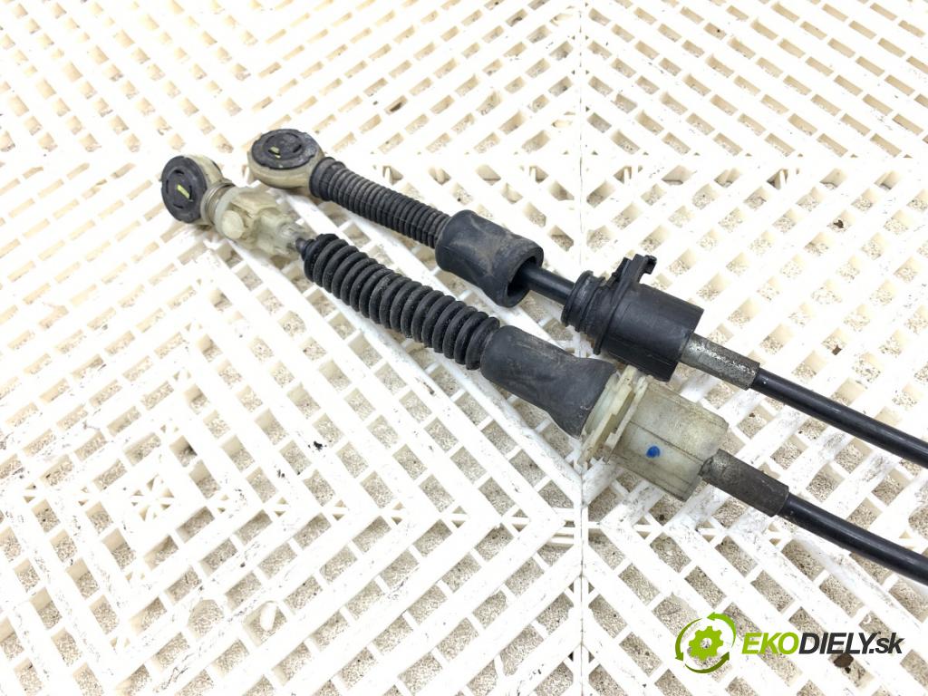 DACIA DUSTER SUV 2021 85 kW 1.5 dCi 115 (HMAD) 1461 Kulisa (Rýchlostná páka (kulisa))