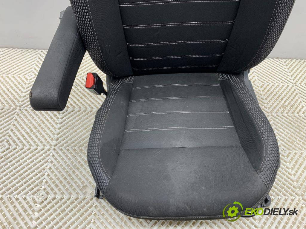 DACIA DUSTER SUV 2021 85 kW 1.5 dCi 115 (HMAD) 1461 Sedadlo ľavy predný