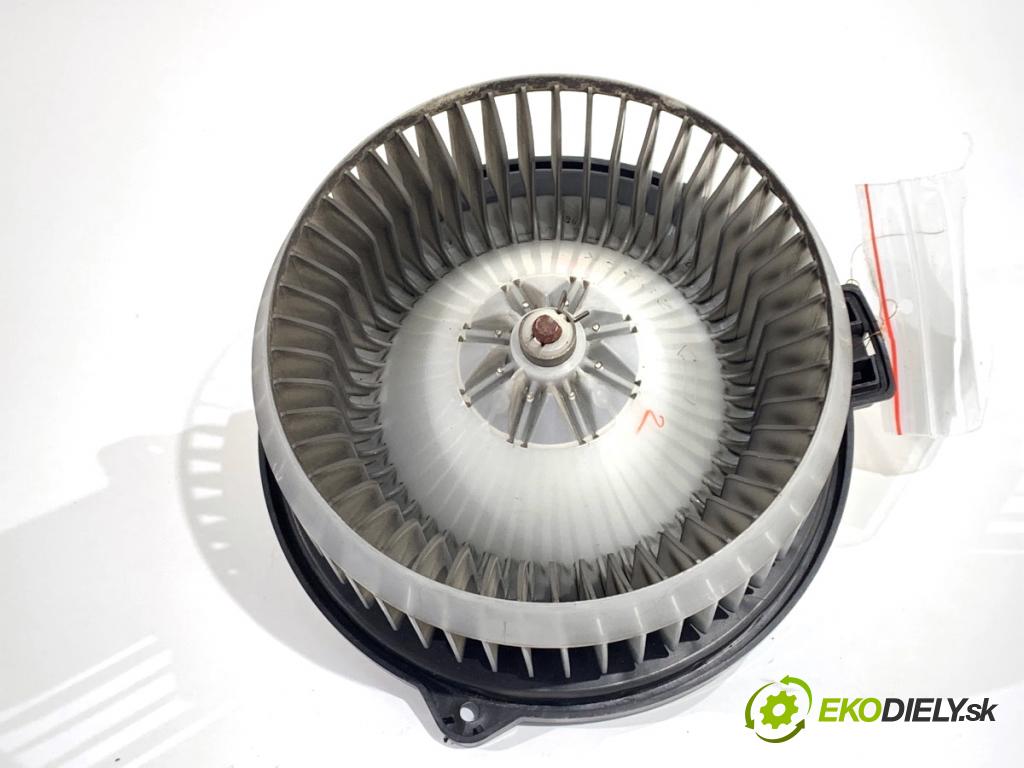 HONDA CR-V II SUV 2005 103 kW 2.2 CTDi (RD9) 2204 ventilátor kúrenia 194000-1610