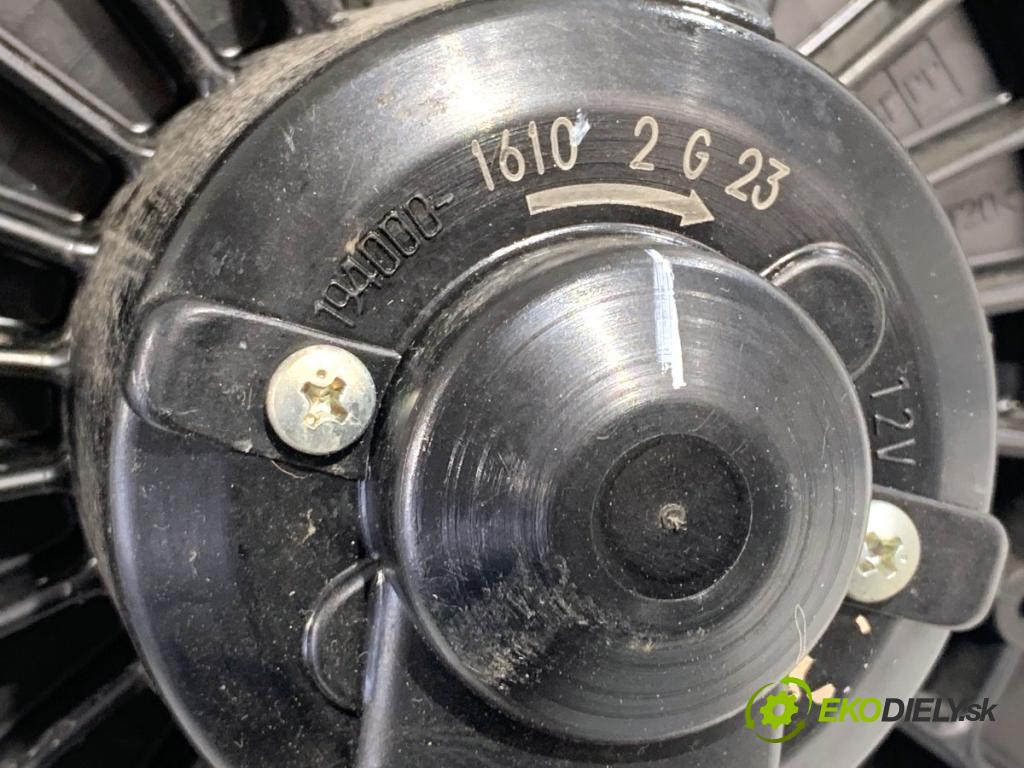 HONDA CR-V II SUV 2005 103 kW 2.2 CTDi (RD9) 2204 topení 194000-1610