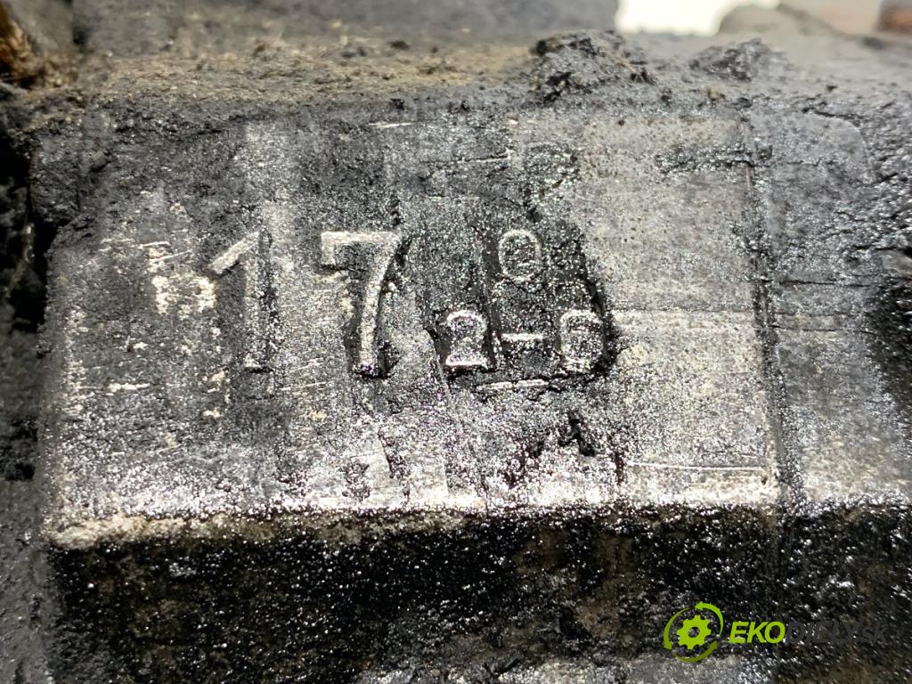 HONDA CR-V II SUV 2005 103 kW 2.2 CTDi (RD9) 2204 kompresor klimatizace  (Kompresor klimatizace)