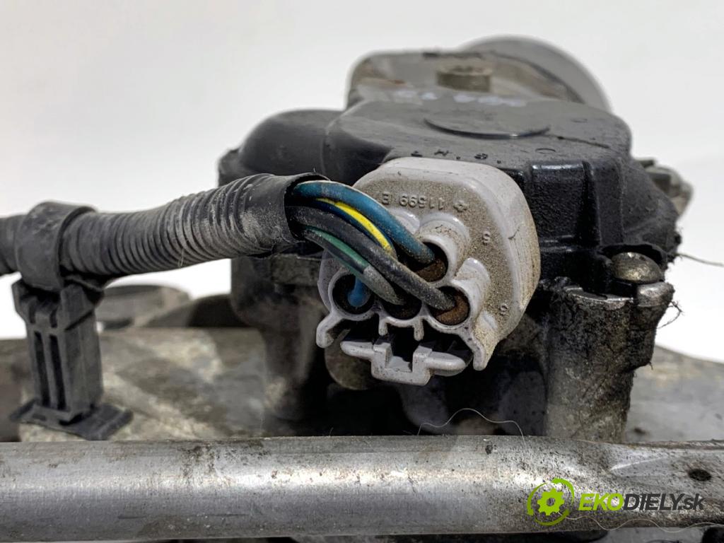 HONDA CR-V II SUV 2005 103 kW 2.2 CTDi (RD9) 2204 Mechanizmus stieračov predný  (Motorček stieračov predný)