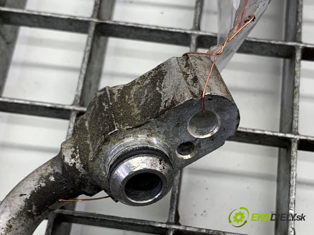 HONDA CR-V II SUV 2005 103 kW 2.2 CTDi (RD9) 2204 rúrka klimatizace  (Trubka klimatizace)