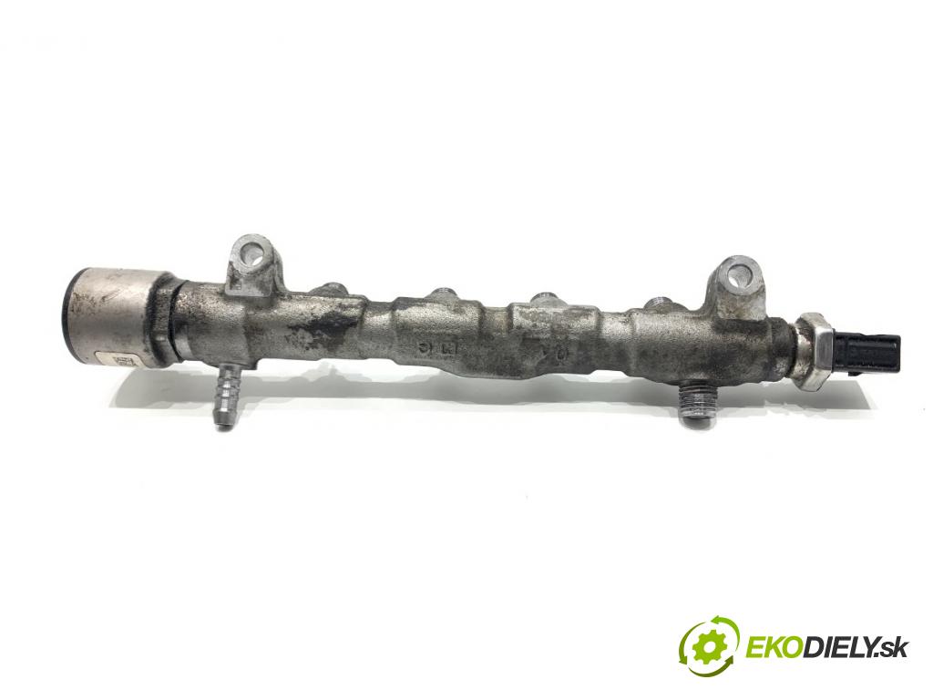 VW GOLF VII liftback 2016 81 kW 1.6 TDI 1598 Lišta vstrekovacia 04L130089F 04L130764B (Vstrekovacia lišta)