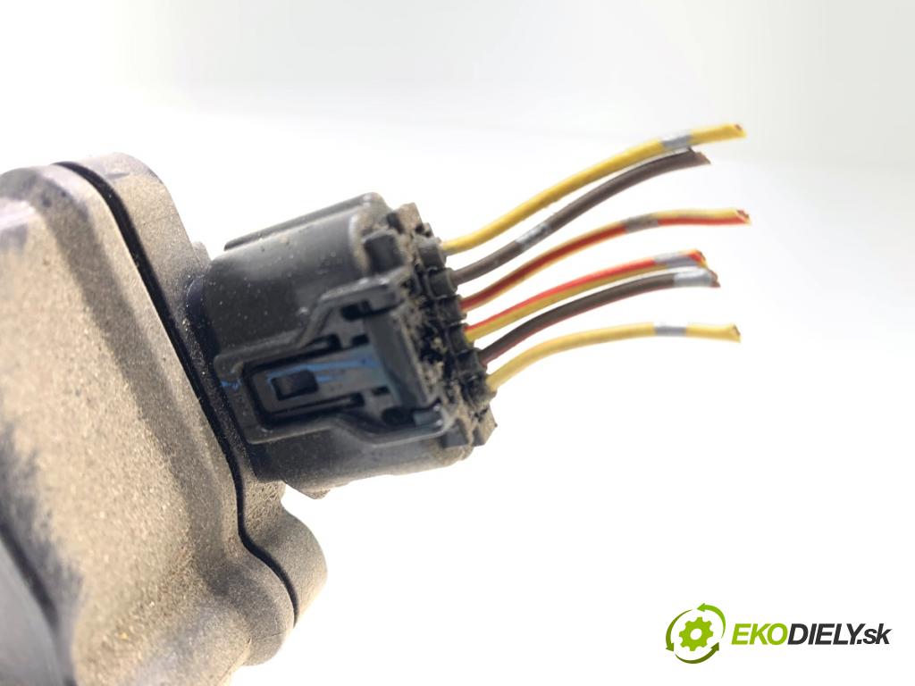 MAZDA CX-7 SUV 2007 191 kW 2.3 MZR DISI Turbo AWD (ER3P) 2261 Potenciometer plynu K4238-7390 (Potenciometer plynového pedálu)