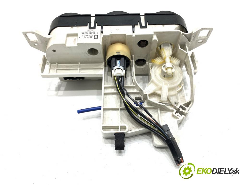 MAZDA CX-7 SUV 2007 191 kW 2.3 MZR DISI Turbo AWD (ER3P) 2261 Panel ovládania kúrenia M1900EG21 (Prepínacie páčky pod volantom)