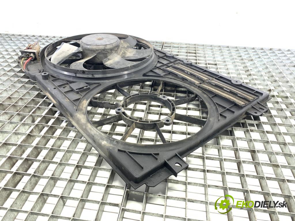 VW CC B7 coupe 2013 147 kW 2.0 TFSI 1984 Ventilátor chladiča 1K0121223 (Ventilátor)