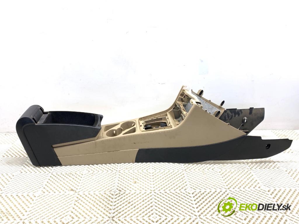 VW CC B7 coupe 2013 147 kW 2.0 TFSI 1984 Tunel středový  (Středový tunel)