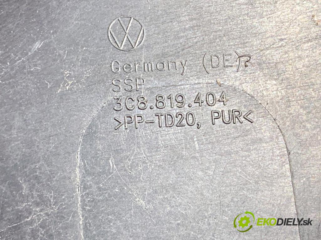 VW CC B7 coupe 2013 147 kW 2.0 TFSI 1984 Torpédo, plast pod čelné okno pravé 3C8819404