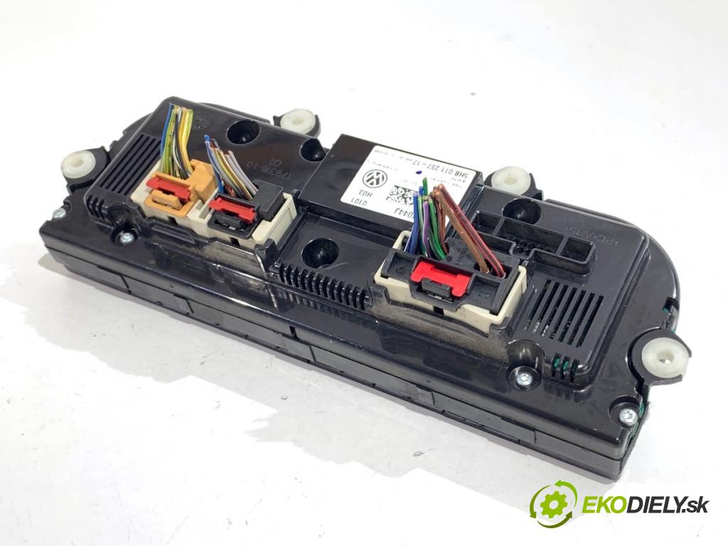 VW CC B7 coupe 2013 147 kW 2.0 TFSI 1984 Panel ovládania kúrenia 3AA907044J (Prepínacie páčky pod volantom)