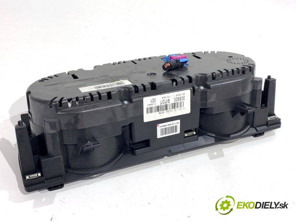 VW CC B7 coupe 2013 147 kW 2.0 TFSI 1984 Prístrojovka 3C8920970T (Prístrojová doska)