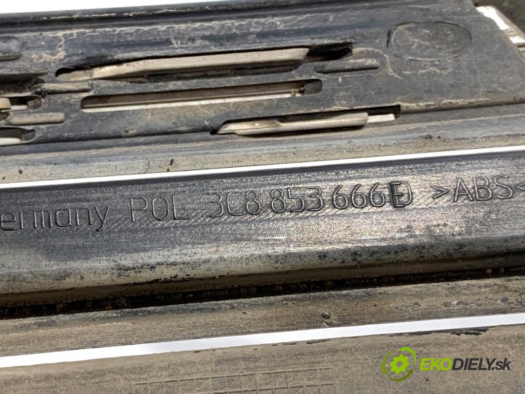 VW CC B7 coupe 2013 147 kW 2.0 TFSI 1984 Mriežky nárazníka pravy predný 3C8854662