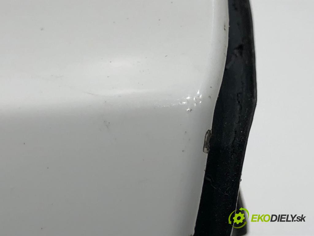 VW CC B7 coupe 2013 147 kW 2.0 TFSI 1984 dvířka nádrže paliva  (Klika dveří ostatní)