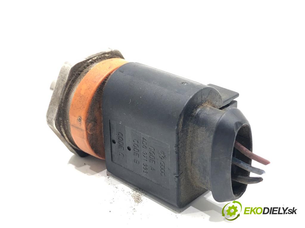 VW CC B7 coupe 2013 147 kW 2.0 TFSI 1984 Snímač tlaku paliva 06J906051D (Snímač)