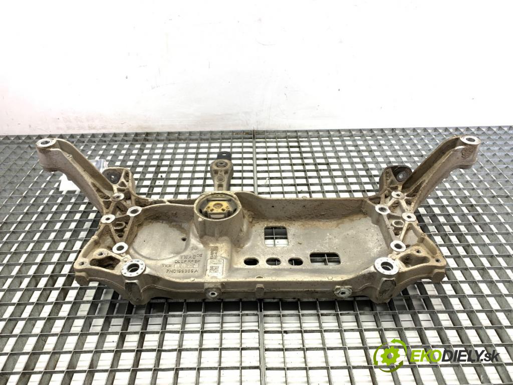 VW CC B7 coupe 2013 147 kW 2.0 TFSI 1984 výztuha pod motor 7N0199369A (Přední výztuha)