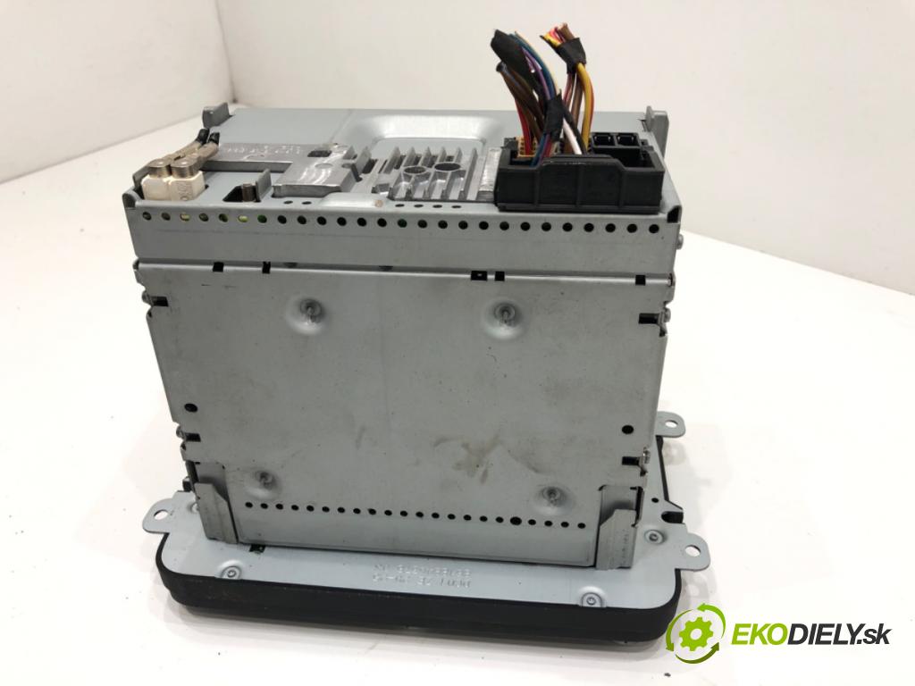 VW CC B7 coupe 2013 147 kW 2.0 TFSI 1984 RADIO 3C0035270 (Audio zařízení)