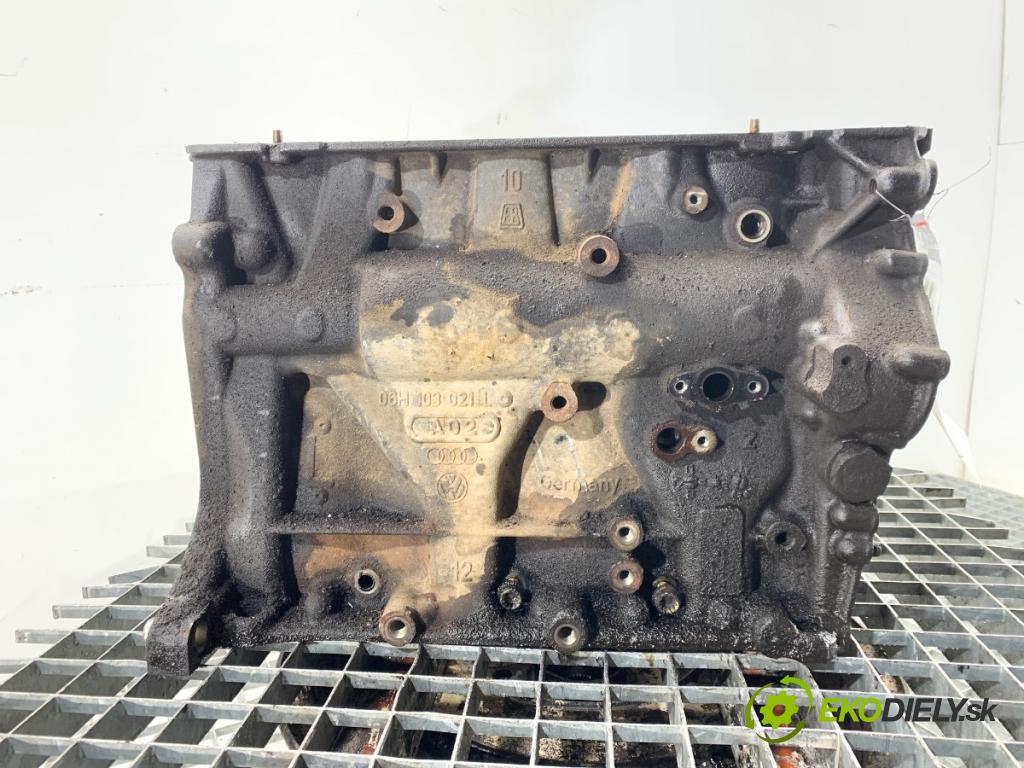 VW CC B7 coupe 2013 147 kW 2.0 TFSI 1984 blok Motor 06H103021L (Blok motora)