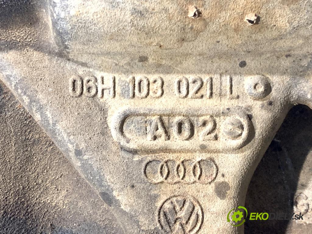 VW CC B7 coupe 2013 147 kW 2.0 TFSI 1984 blok Motor 06H103021L (Blok motora)