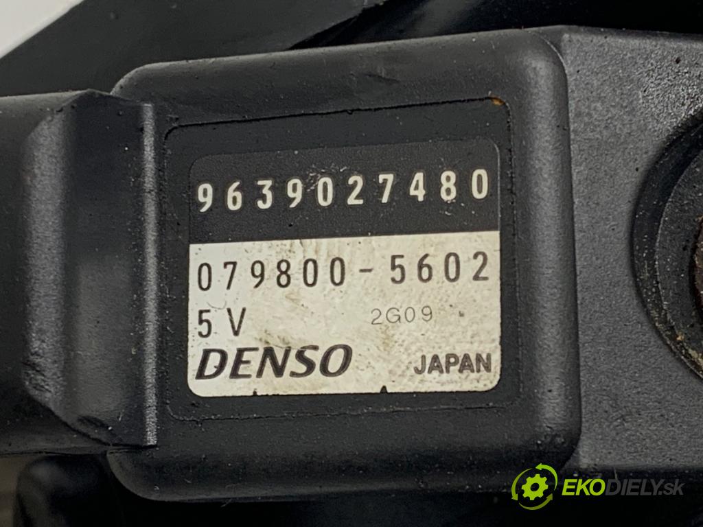 VOLVO V50 Kombi 2005 100 kW 2.0 D 1998 Škrtiaca klapka 9647474880 (Škrtiaca klapka)