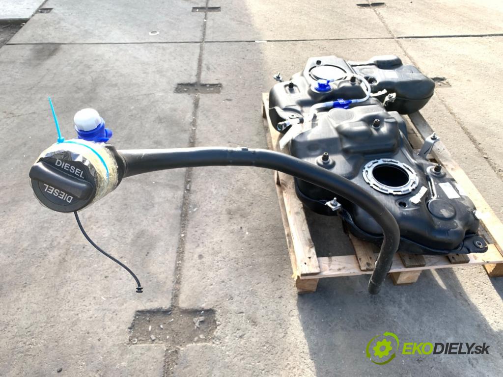 MERCEDES-BENZ GLE  2025 198 kW GLE 300 d 4-matic (167.109) 1993 Nádržka paliva A1674704605 (Palivová nádrž)