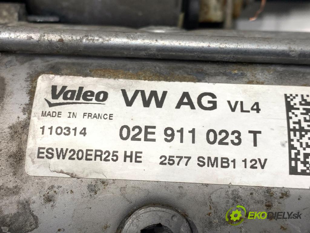 VW GOLF VII liftback 2014 135 kW 2.0 GTD 1968 startér 02E911023T (Startér)