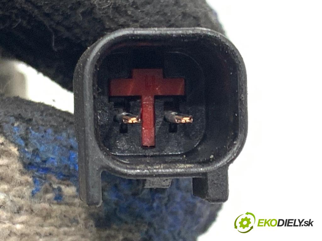 VOLVO V50 Kombi 2005 100 kW 2.0 D 1998 Kompresor klimatizácie 3M5H-19D629-HD (Kompresor klimatizácie)