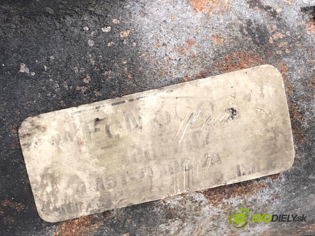 VOLVO V50 Kombi 2005 100 kW 2.0 D 1998 startér  (Startér)