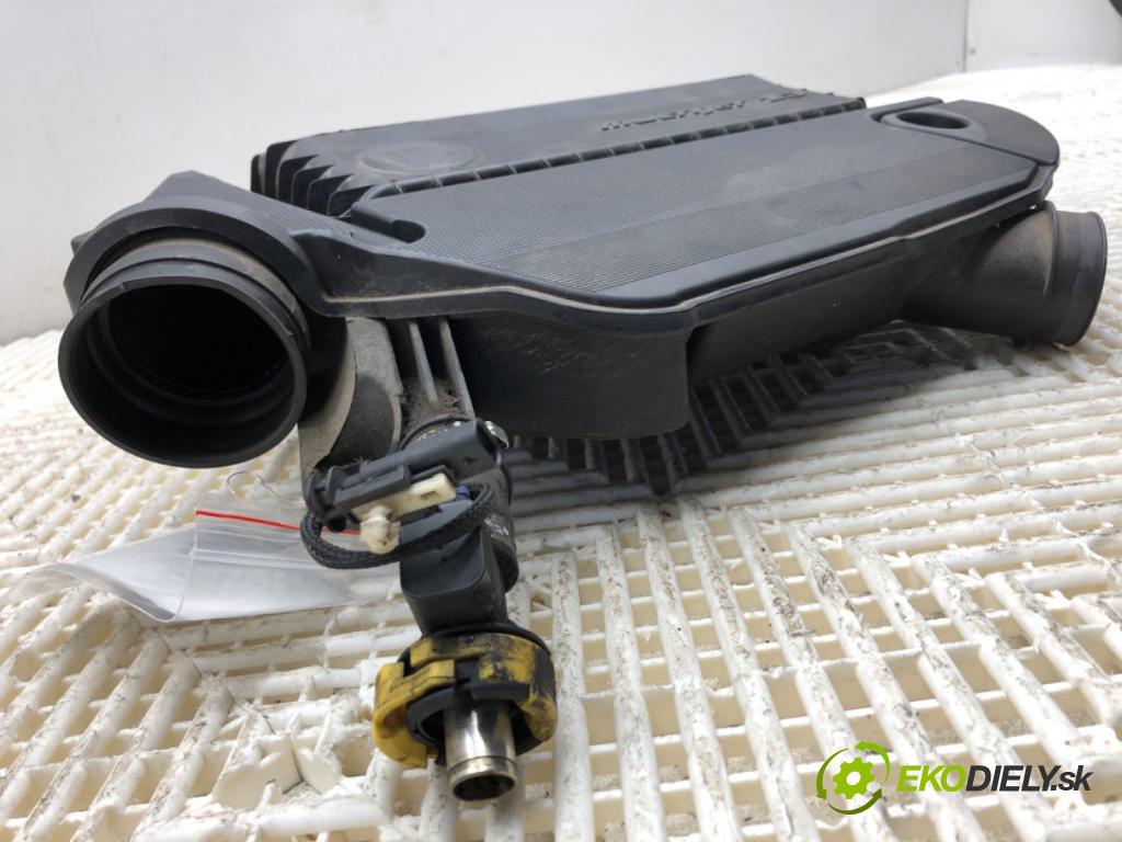 FIAT DOBLO II Nadwozie pełne/minivan 2016 66 kW 1.3 D Multijet 1248 Obal filtra vzduchu 51947321 (Obal vzduchového filtra)