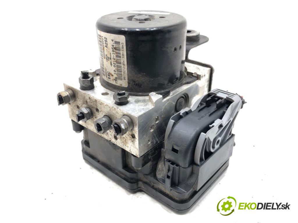 FIAT DOBLO II Nadwozie pełne/minivan 2016 66 kW 1.3 D Multijet 1248 Pumpa ABS 00052026221 (Pumpa ABS)