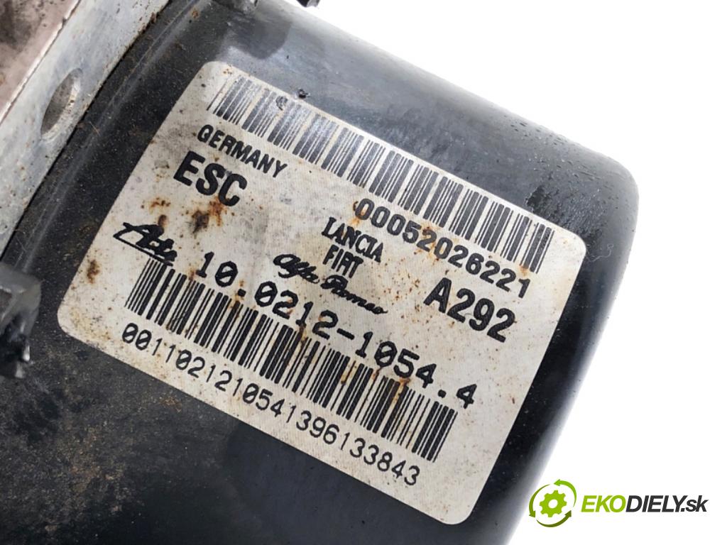 FIAT DOBLO II Nadwozie pełne/minivan 2016 66 kW 1.3 D Multijet 1248 Pumpa ABS 00052026221 (Pumpa ABS)