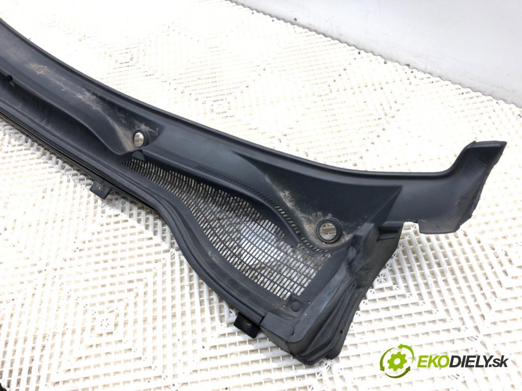 FIAT DOBLO II Nadwozie pełne/minivan 2016 66 kW 1.3 D Multijet 1248 Torpédo, plast pod čelné okno 735600340 (Torpédo (plast pod čelným sklom))