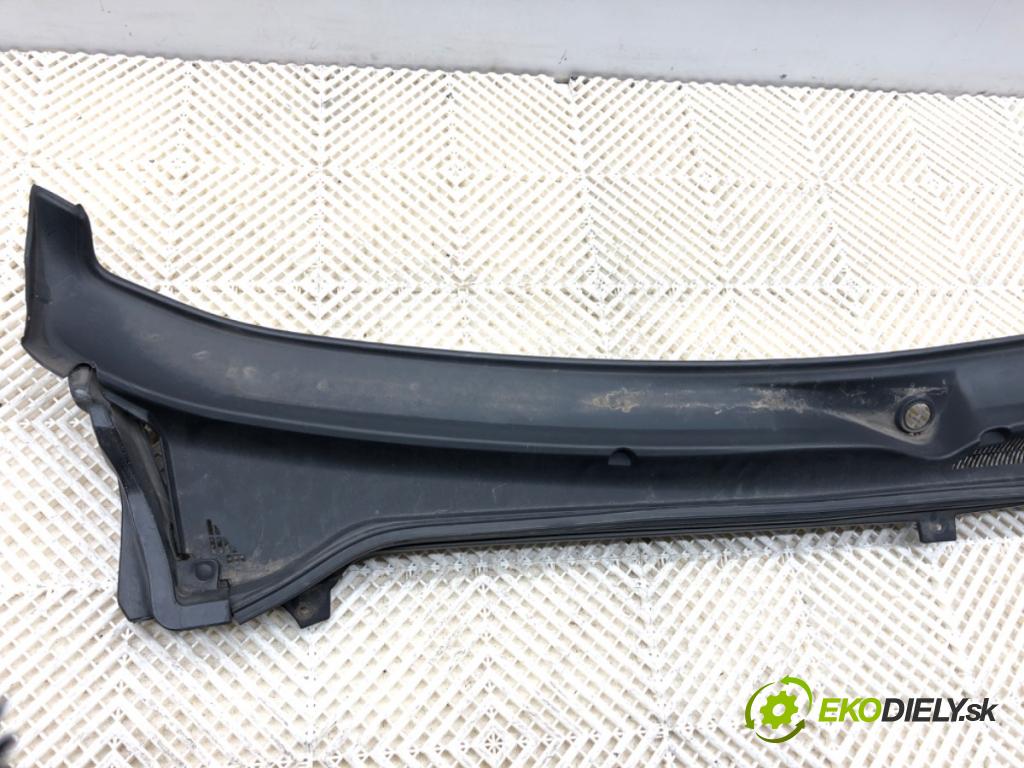 FIAT DOBLO II Nadwozie pełne/minivan 2016 66 kW 1.3 D Multijet 1248 Torpédo, plast pod čelné okno 735600340 (Torpédo (plast pod čelným sklom))