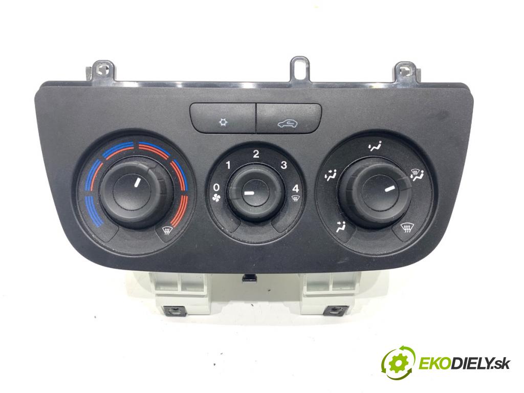 FIAT DOBLO II Nadwozie pełne/minivan 2016 66 kW 1.3 D Multijet 1248 Panel ovládania kúrenia 735605075 (Prepínacie páčky pod volantom)