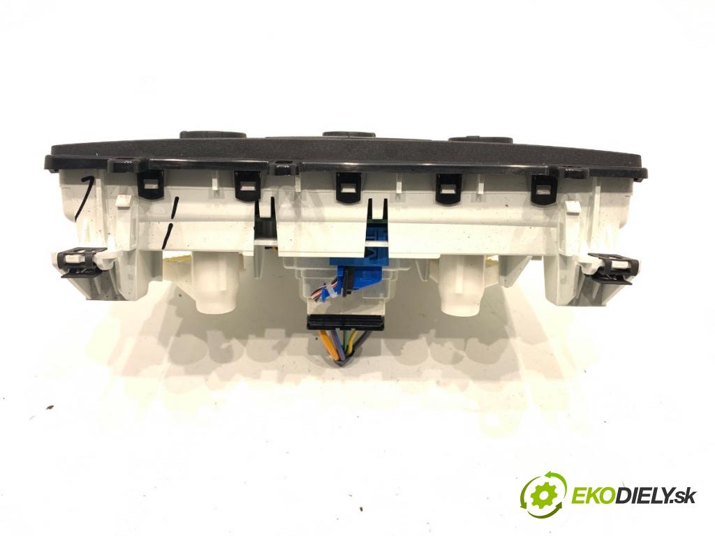 FIAT DOBLO II Nadwozie pełne/minivan 2016 66 kW 1.3 D Multijet 1248 Panel ovládania kúrenia 735605075 (Prepínacie páčky pod volantom)