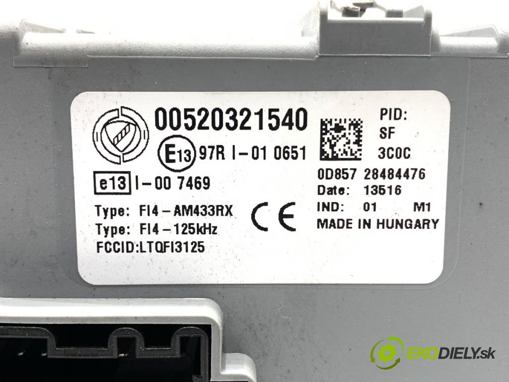 FIAT DOBLO II Nadwozie pełne/minivan 2016 66 kW 1.3 D Multijet 1248 modul BSI 00520321540 (Pojistková skříňka)