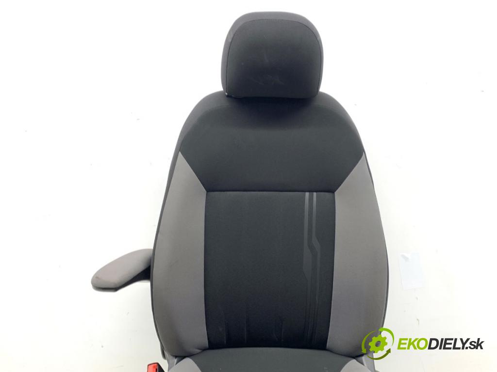 FIAT DOBLO II Nadwozie pełne/minivan 2016 66 kW 1.3 D Multijet 1248 Sedadlo ľavy predný
