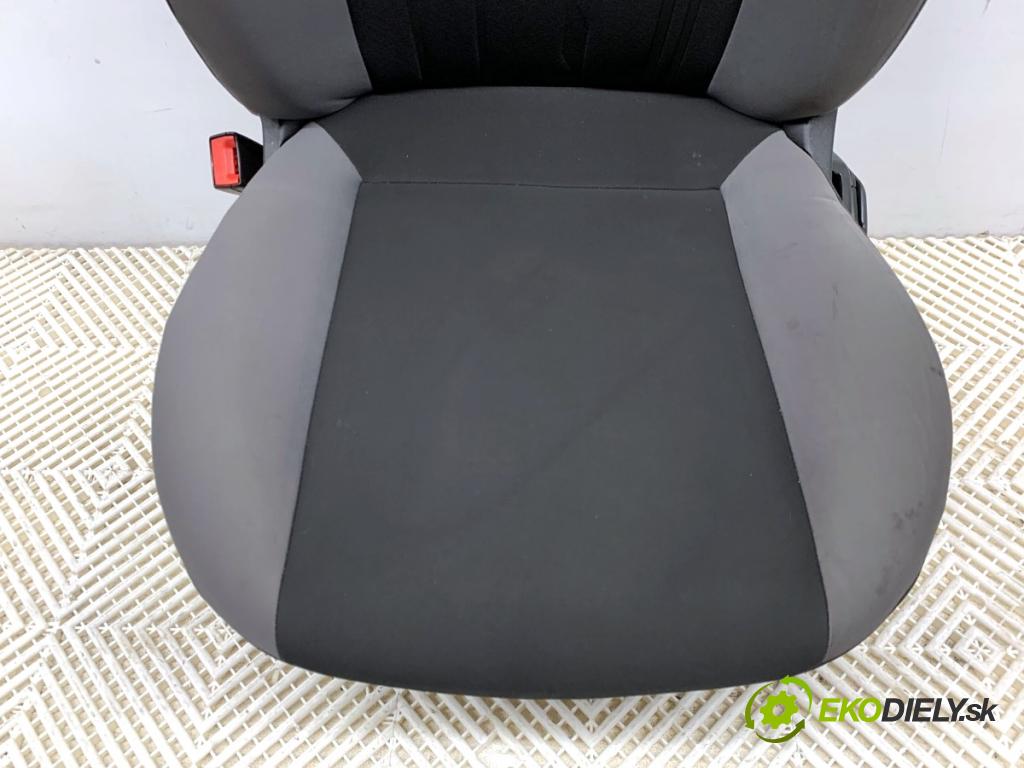 FIAT DOBLO II Nadwozie pełne/minivan 2016 66 kW 1.3 D Multijet 1248 Sedadlo ľavy predný
