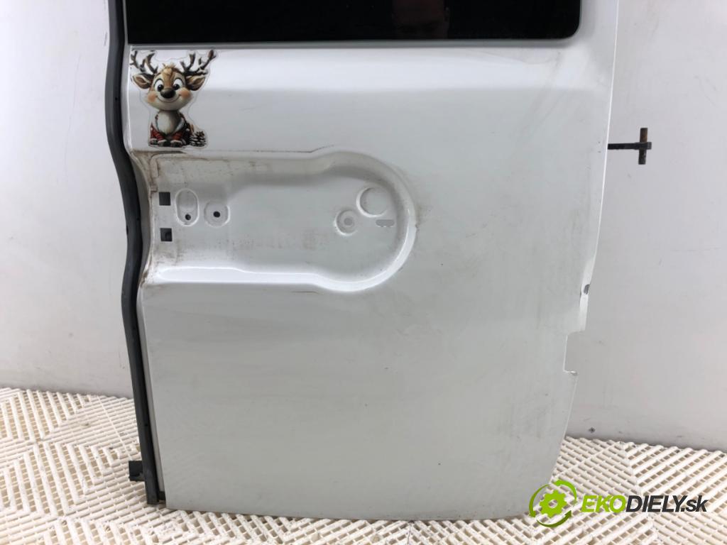 FIAT DOBLO II Nadwozie pełne/minivan 2016 66 kW 1.3 D Multijet 1248 Dvere pravé  (Kľučka dverí ostatné)